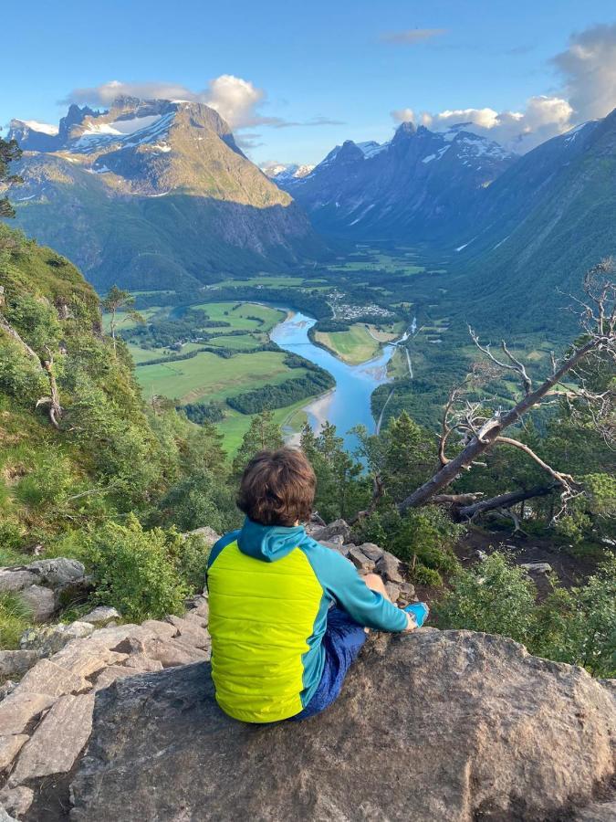 Annebu Villa Åndalsnes Eksteriør billede
